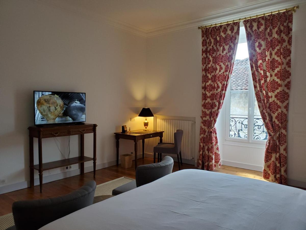 Logis Des Tourelles Bed & Breakfast Cognac Ngoại thất bức ảnh